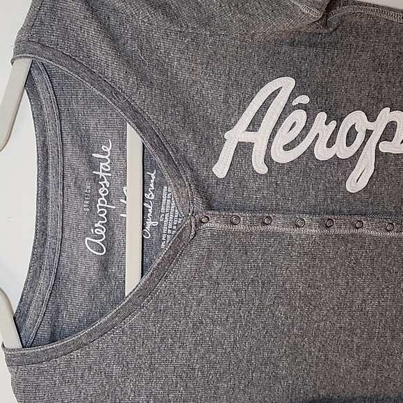 Aeropostale Y2K Henly Charcoal Tee with Logo Sz Large - Picture 5 of 16